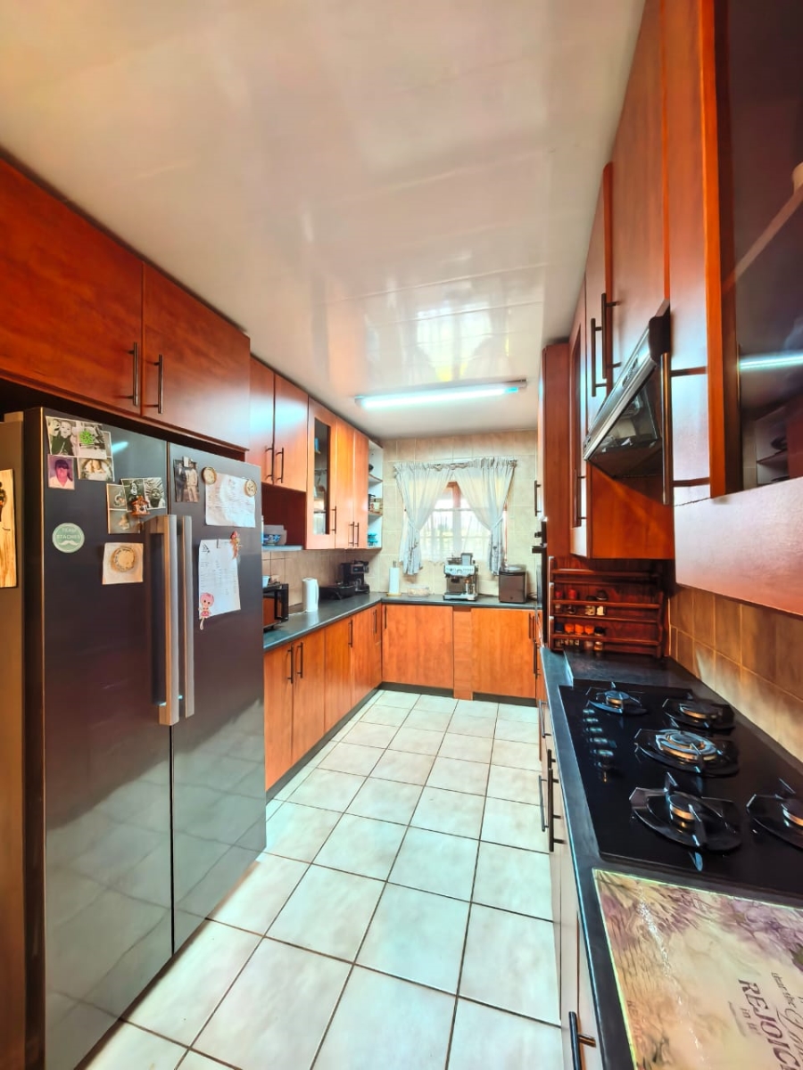 4 Bedroom Property for Sale in Vaalpark Free State